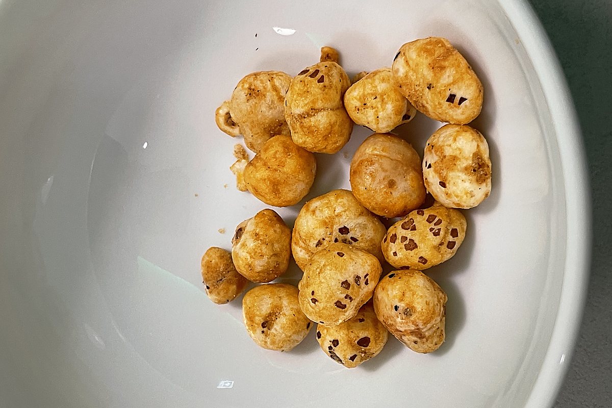 Plain popped makhana snack from India for food importer product reference